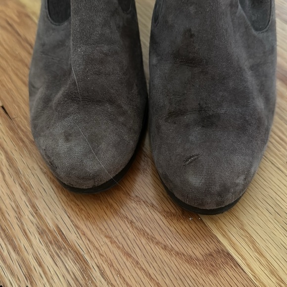 Stuart Weitzman boots - Picture 9 of 12